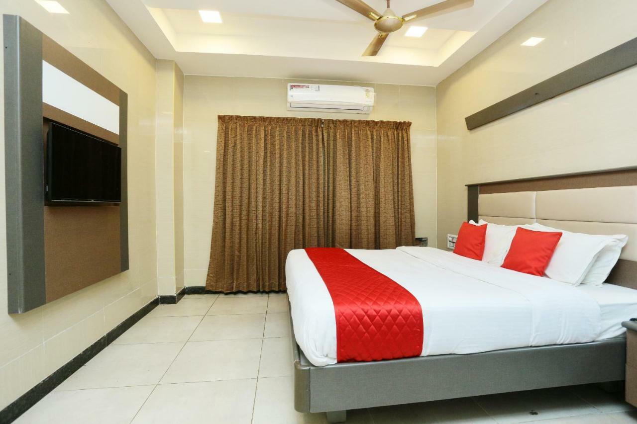 Oyo 18808 Hotel Rsn International Rāmeswaram エクステリア 写真